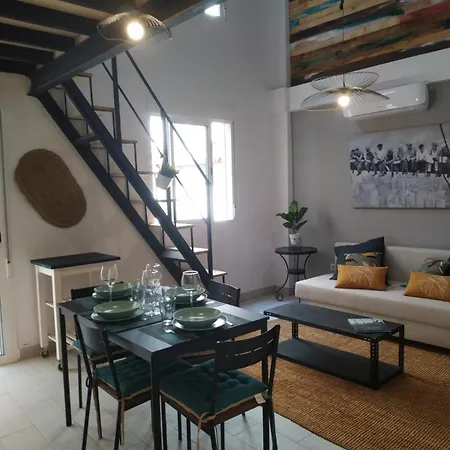 Centrico Apartamento Familiar Con Patio Privado Alicante Buitenkant foto